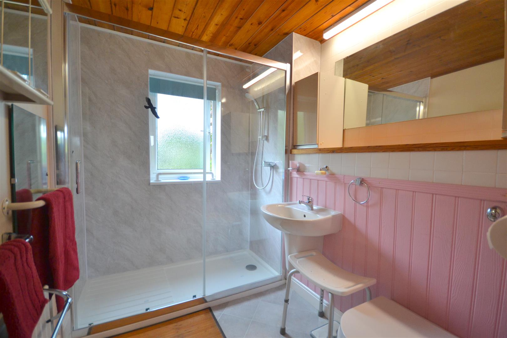 Manor Road, Verwood Castleman Estate Agents